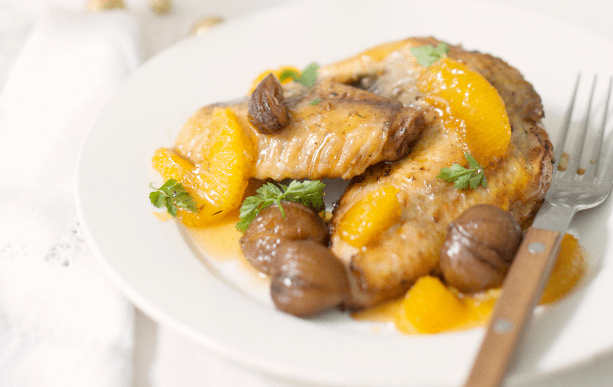 image de la recette SUPRÊME DE CHAPON DU PÉRIGORD À L’ORANGE ET AUX MARRONS